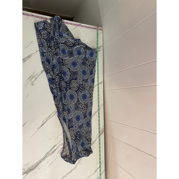 Catherines Plus Blue Medallion Lighthouse Point Blouse Popover Easy care Size 2X - Picture 5 of 6